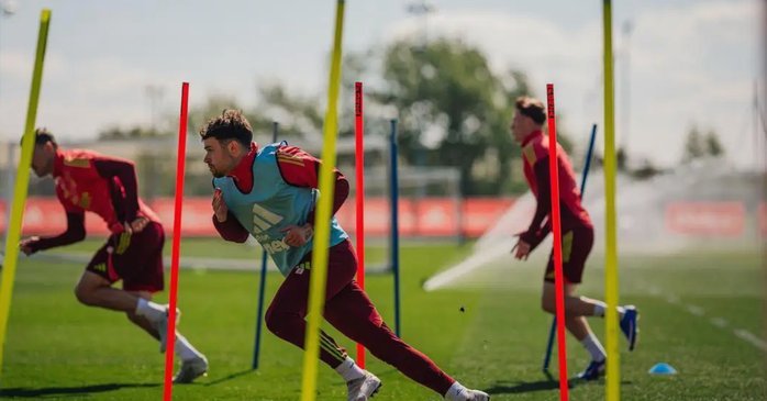 英超扑救榜：杜布拉夫卡领跑，谁是扑救王？