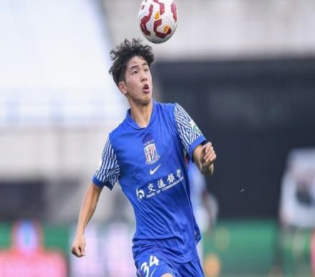 申花前锋刘诚宇破心魔单场三球闪耀中超