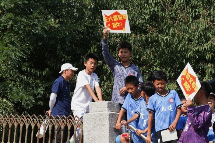大连百年校庆：东北路小学与中国足协的足球情深