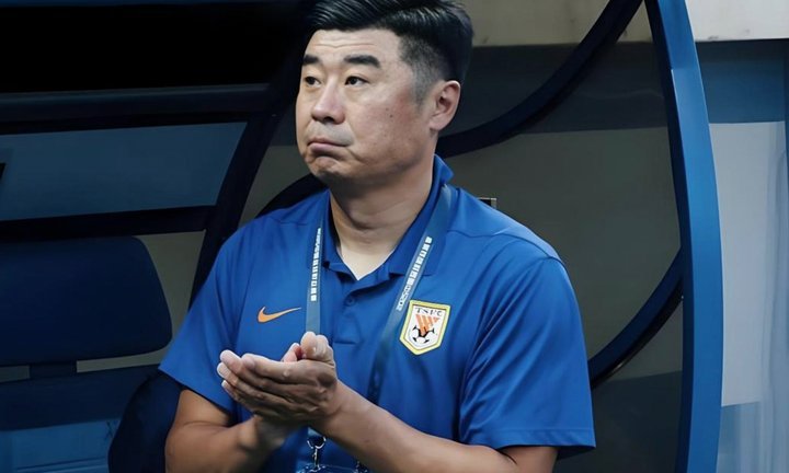 看依木兰踢球就是舒服