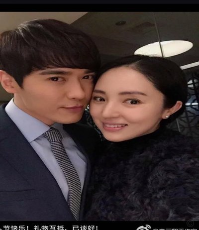 郎才女貌！贝克汉姆晒多图回顾和维多利亚结婚27周年