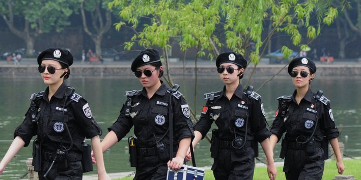 申花保级警报拉响 合同球员或成关键变量