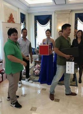 这个回复可以充分反应董路铁粉的思维方式